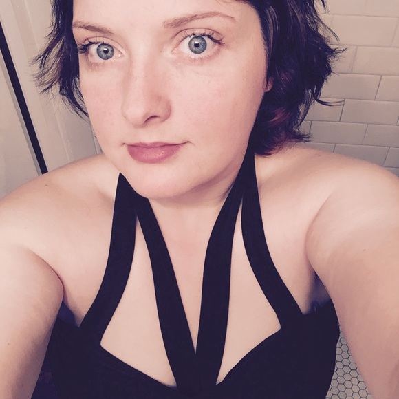 I have mens and women’s a little for everyone! I love the hunt - Picture 4 of 5